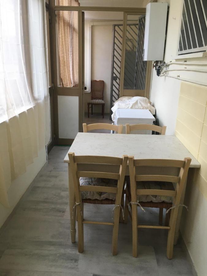 شقة Ostia Roma Vacanze Al Mare المظهر الخارجي الصورة
